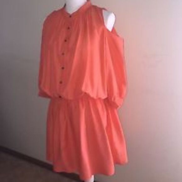 NWT! Nicole Miller Artelier Cold Shoulder Dress - Picture 3 of 5